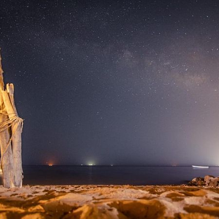 Отель Elbadawy Camp Нувейба Экстерьер фото